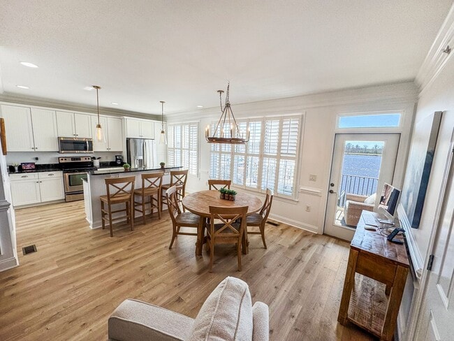Building Photo - Fully Furnished Waterfront Elegance on Mai...