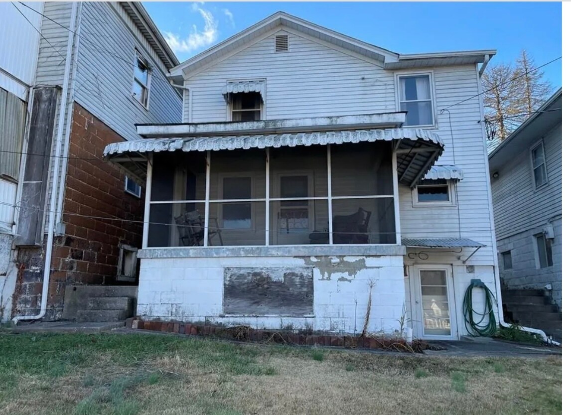 Building Photo - 1112 N 7th St