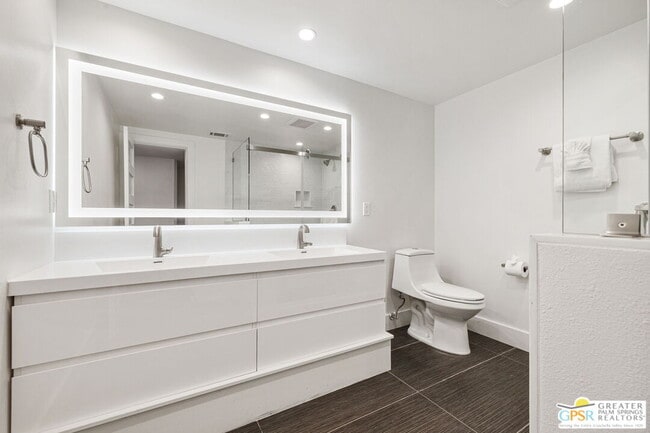 Building Photo - 73552 Feather Trail