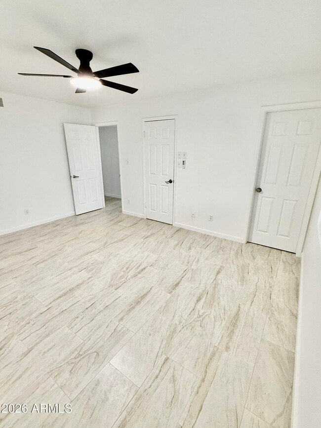 Building Photo - 5817 W Tierra Buena Ln