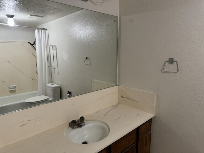 Building Photo - 350 E 700 S