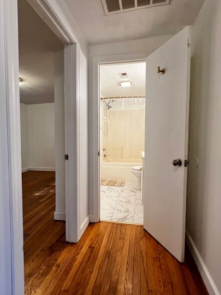 Building Photo - 125 Berry Mountain Rd