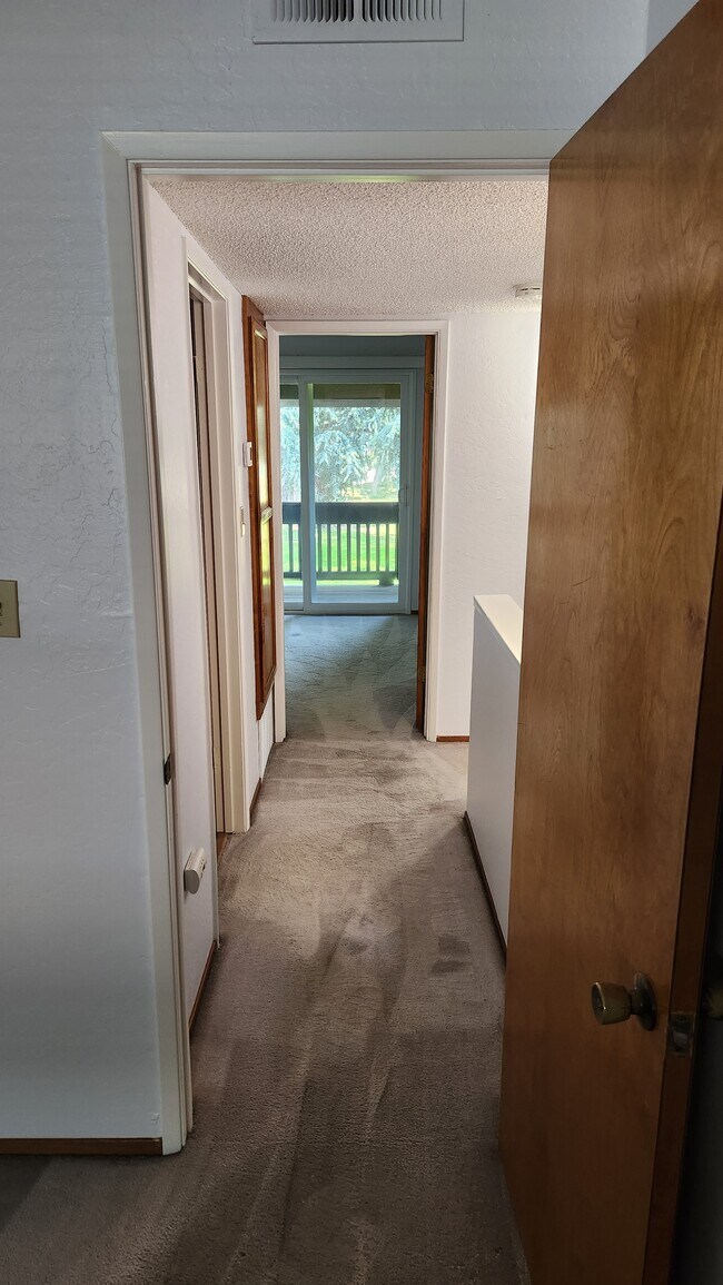 Building Photo - 1001 Murrieta Blvd