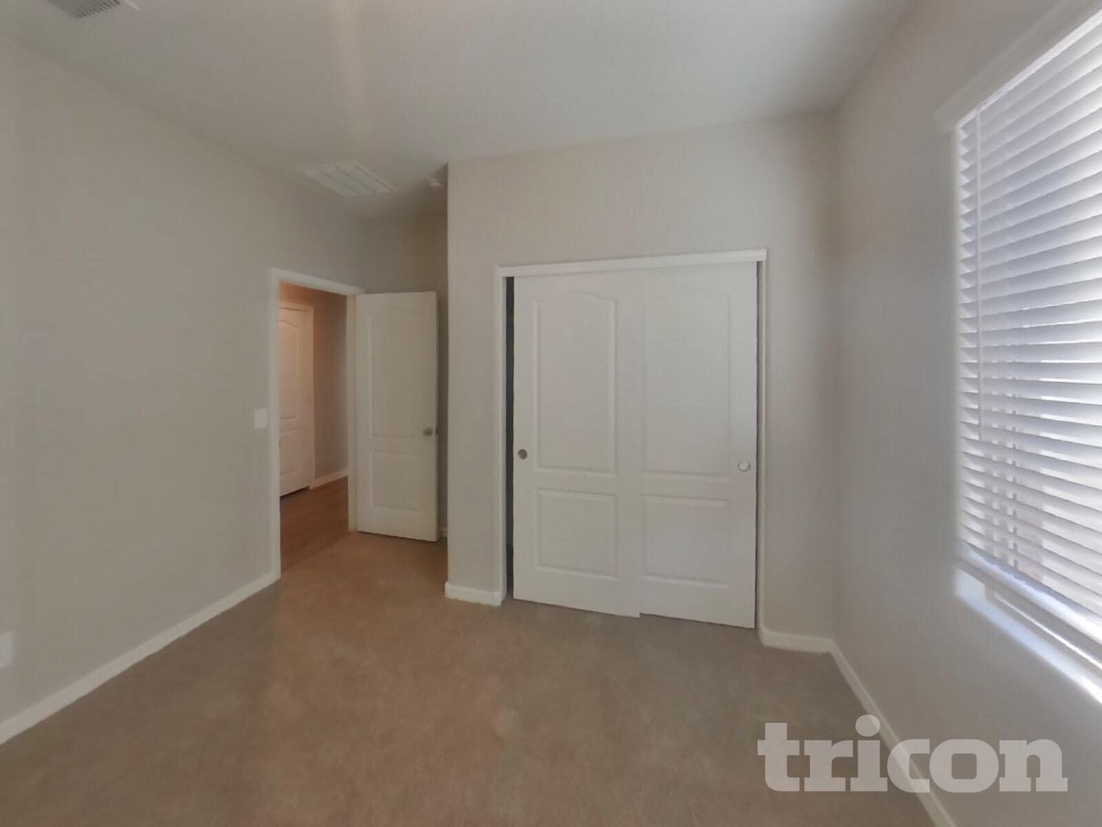 Building Photo - 19401 N Nocera Rd