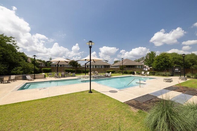 Building Photo - 157 Syrah Ct