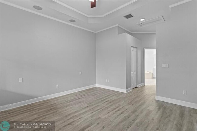 Building Photo - 3724 NE 19th St