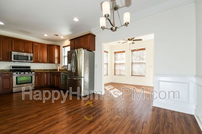 Building Photo - 5194 Celtic Dr