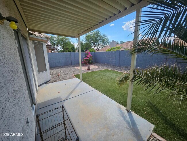 Building Photo - 4161 E Tanglewood Dr