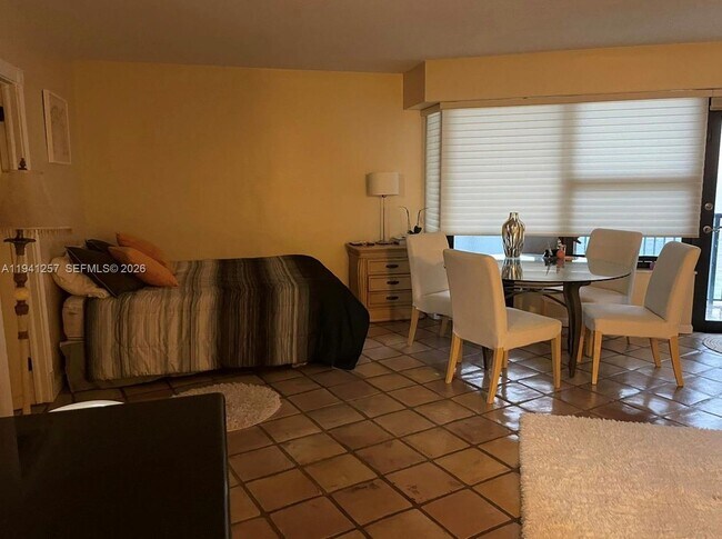 Building Photo - 3800 Galt Ocean Dr