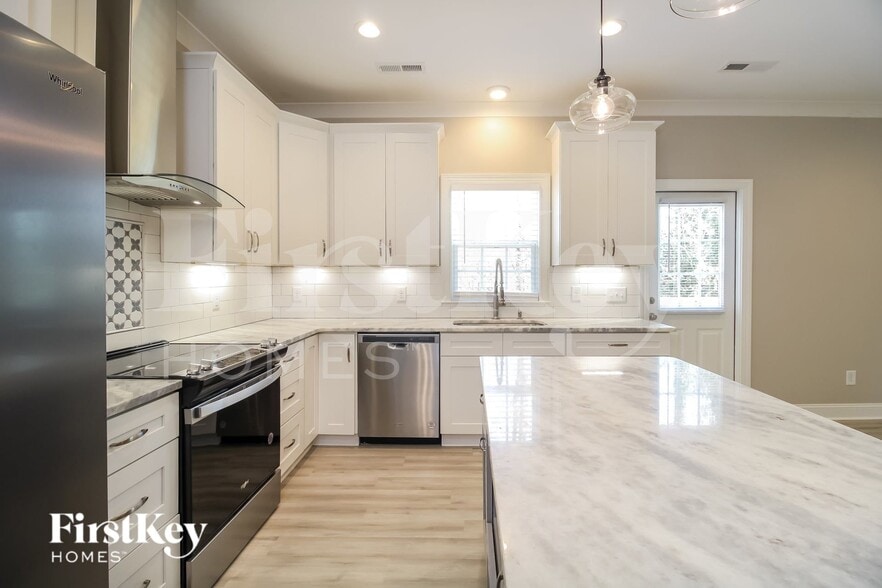 Building Photo - 899 Appaloosa Trail
