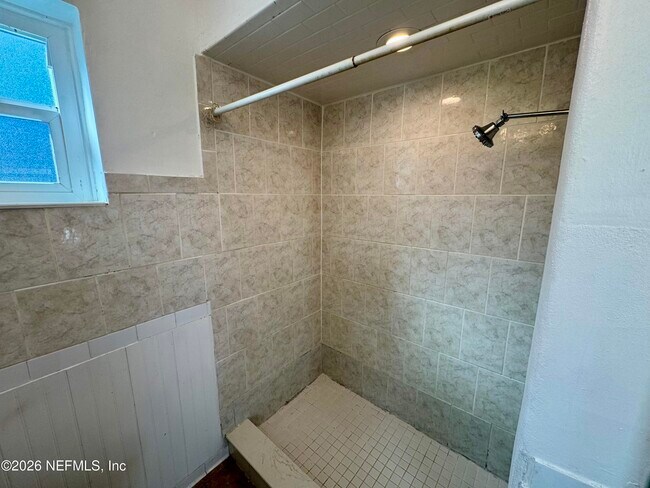 Building Photo - 288 Boylston Ave