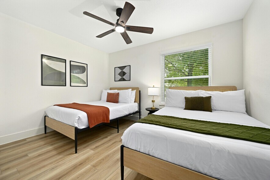 Guest Bedroom 1 - 9414 Meadow Vale