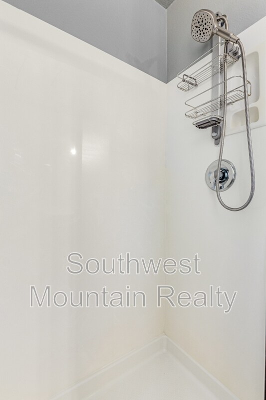 Building Photo - 1149 N Cholla St