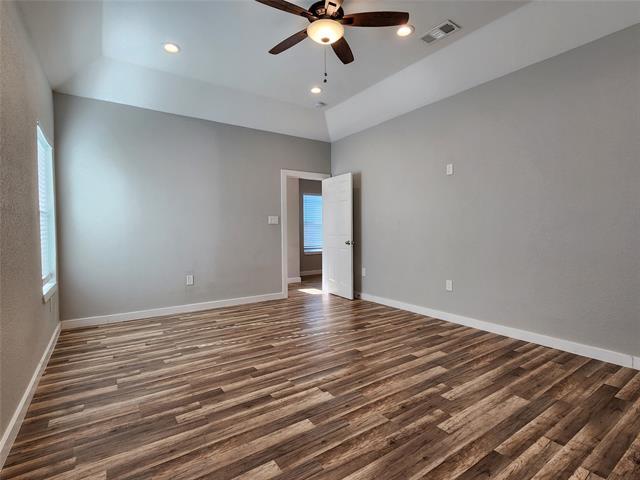 Building Photo - 809 Maples Ave