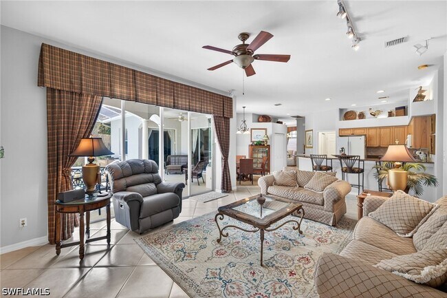 Building Photo - 9550 Cedar Creek Dr