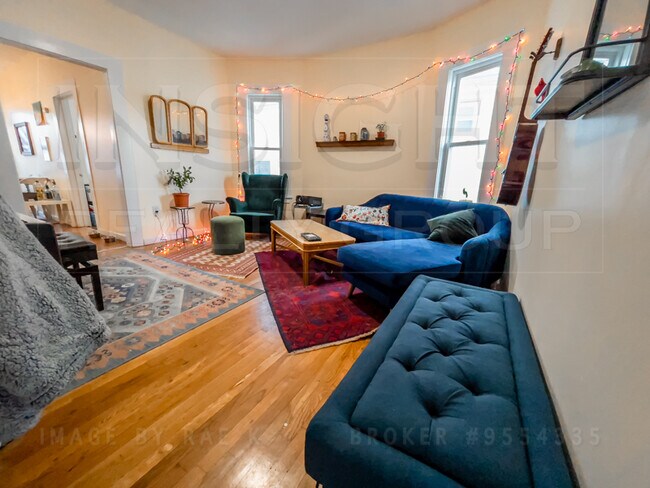 Building Photo - 18 Egleston St