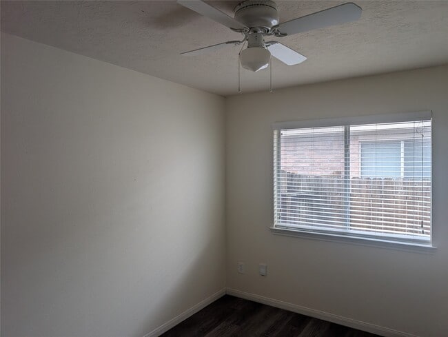 Building Photo - 1822 Fergus Park Ct