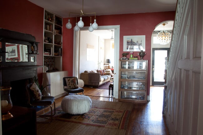 Primary Photo - 33 Florida Ave NW