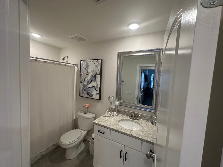 Building Photo - 126 Bellagio Villas Dr