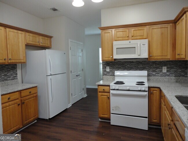 Building Photo - 1715 Crestwell Ln SW