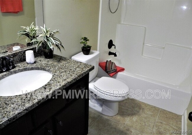 Building Photo - 87 Freedom Heights