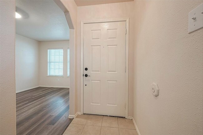 Building Photo - 1123 Desert Palms Ln