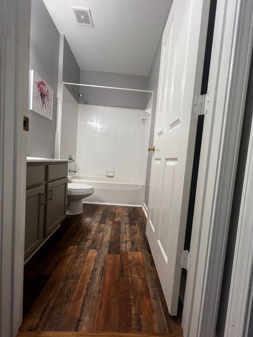 Building Photo - 16324 Redstone Mountain Ln