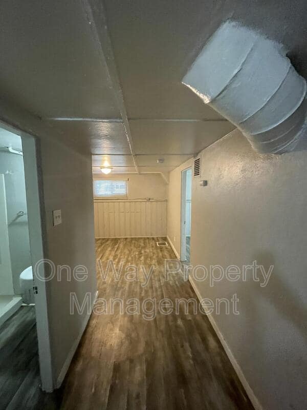 Building Photo - 1112 7th St