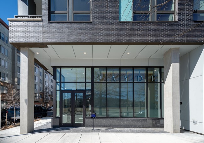 Building Photo - Jayde Parkside