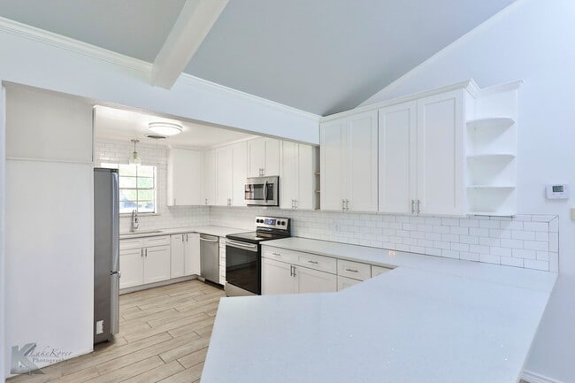 Building Photo - Complete RENOVATION only a few years ago!  Large bedrooms!