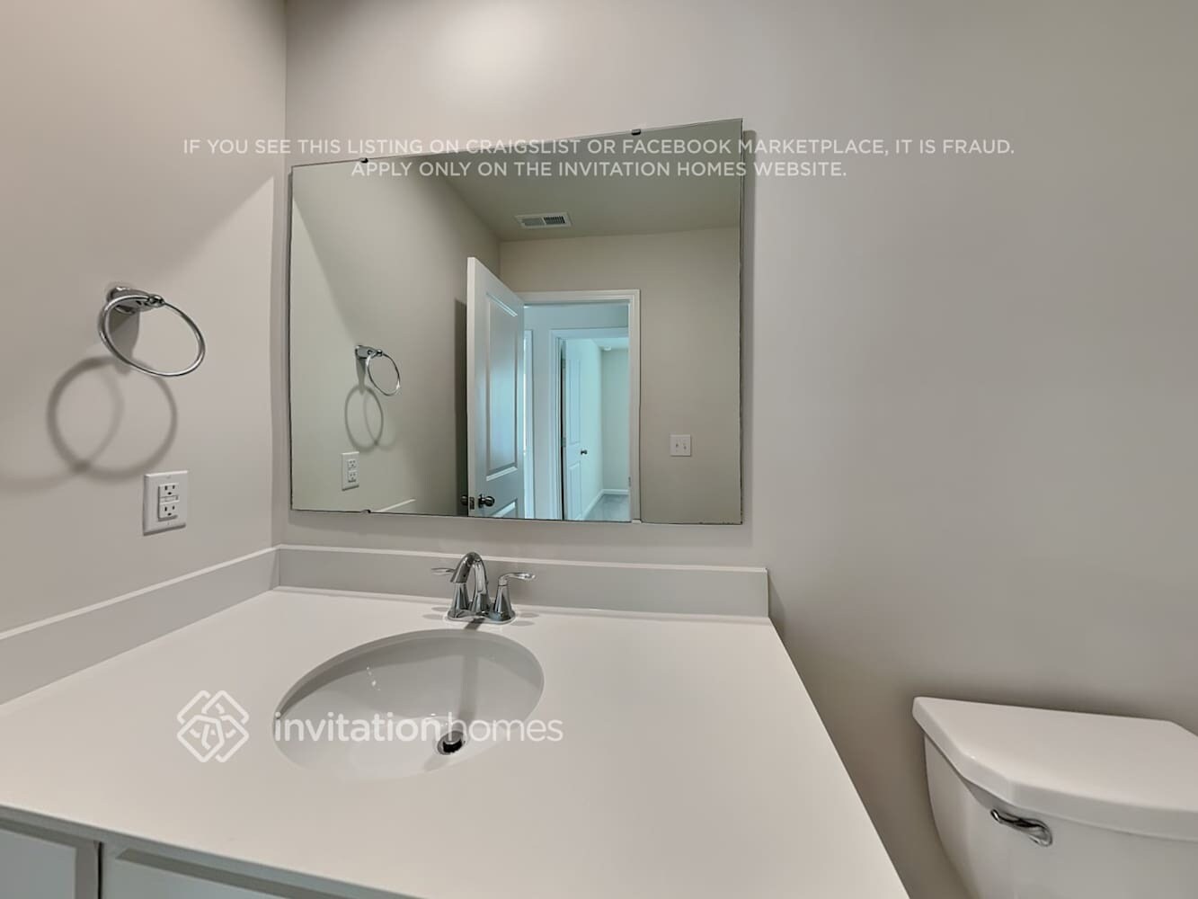 Building Photo - 2348 Pebble Close Ct