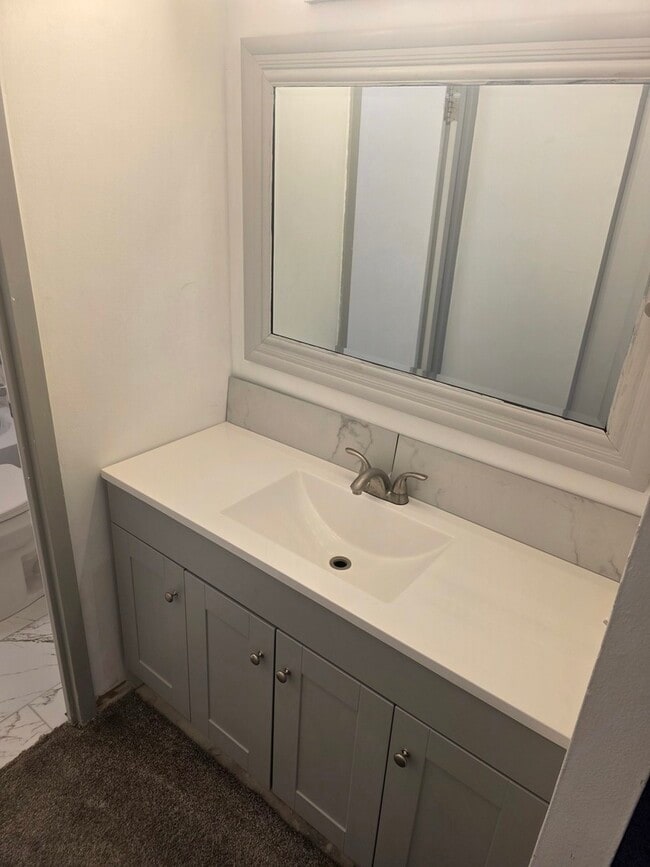 Building Photo - 1840 Huntington Blvd