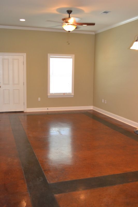 Building Photo - 12334 Village Maison Dr