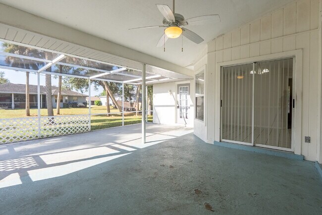 Building Photo - RENT THIS HOME WITH ZERO DEPOSIT