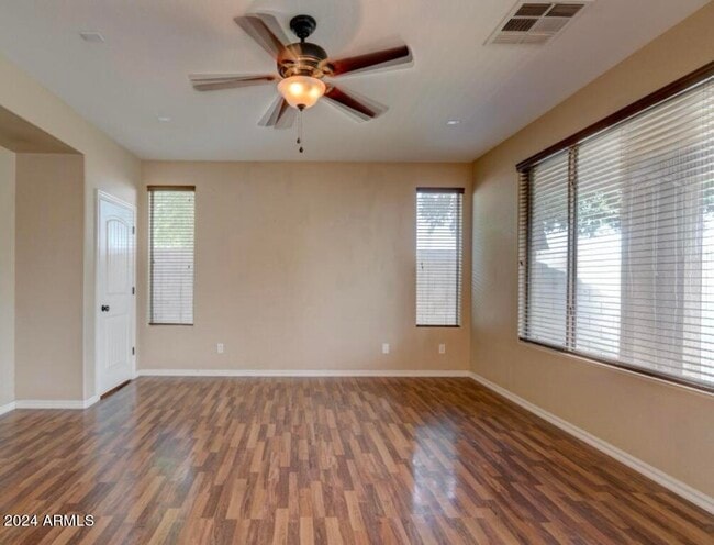 Building Photo - 15339 N 145th Ave