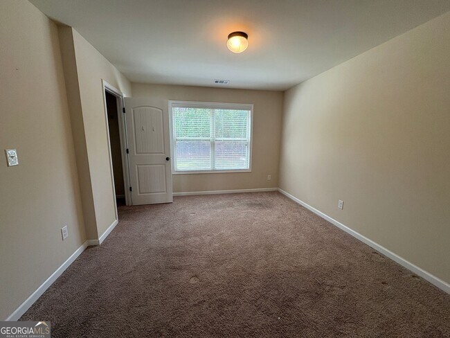 Building Photo - 4187 Water Mill Dr