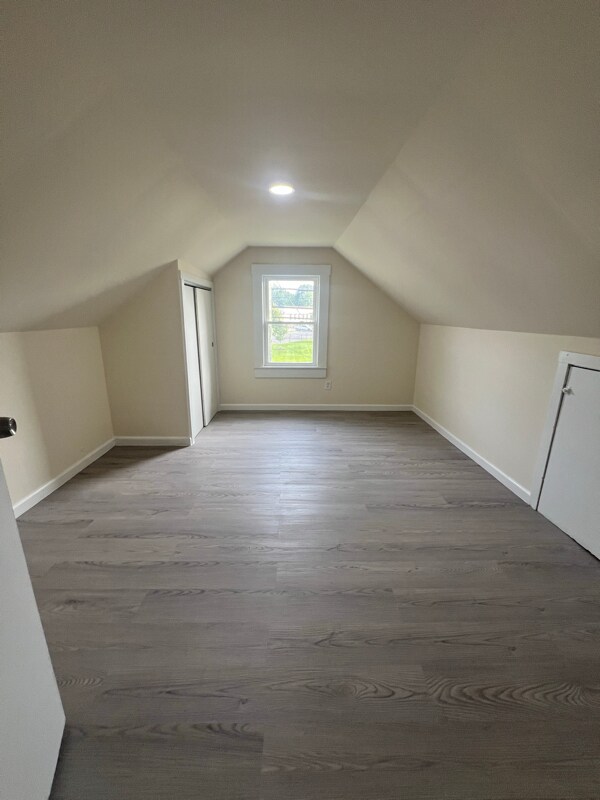 Building Photo - 680 E Main St