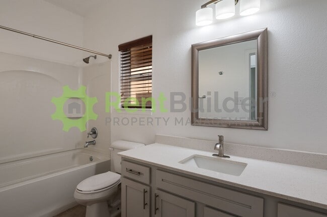 Building Photo - $999.00 FIRST MONTHS RENT MOVE IN SPECIAL PRICING