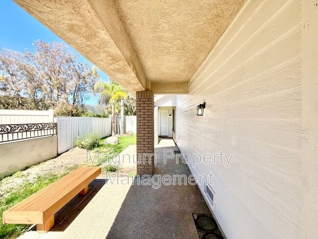 Building Photo - 22988 Joaquin Ridge Dr