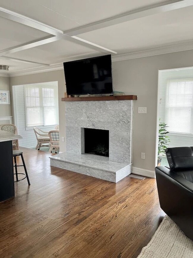 Building Photo - Avalon Bayside Condo - Sleeps 8 - Winter Rental Only