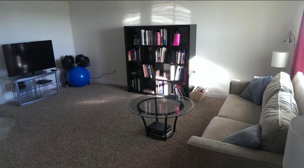 Building Photo - 5443 Spring River Ave