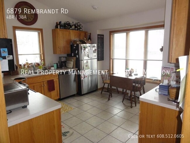 Building Photo - 6879 Rembrandt Rd