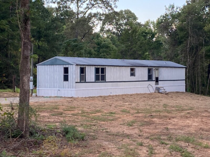 Building Photo - 319 Connie Walters Rd
