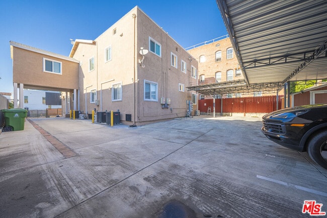 Building Photo - 136 N Rampart Blvd