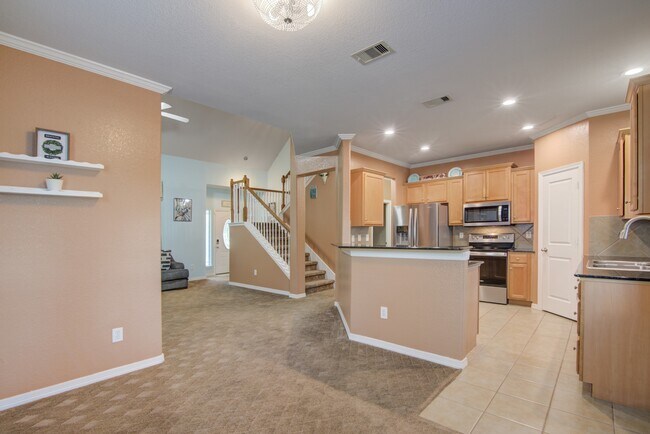 Building Photo - 55 Middle Borondo