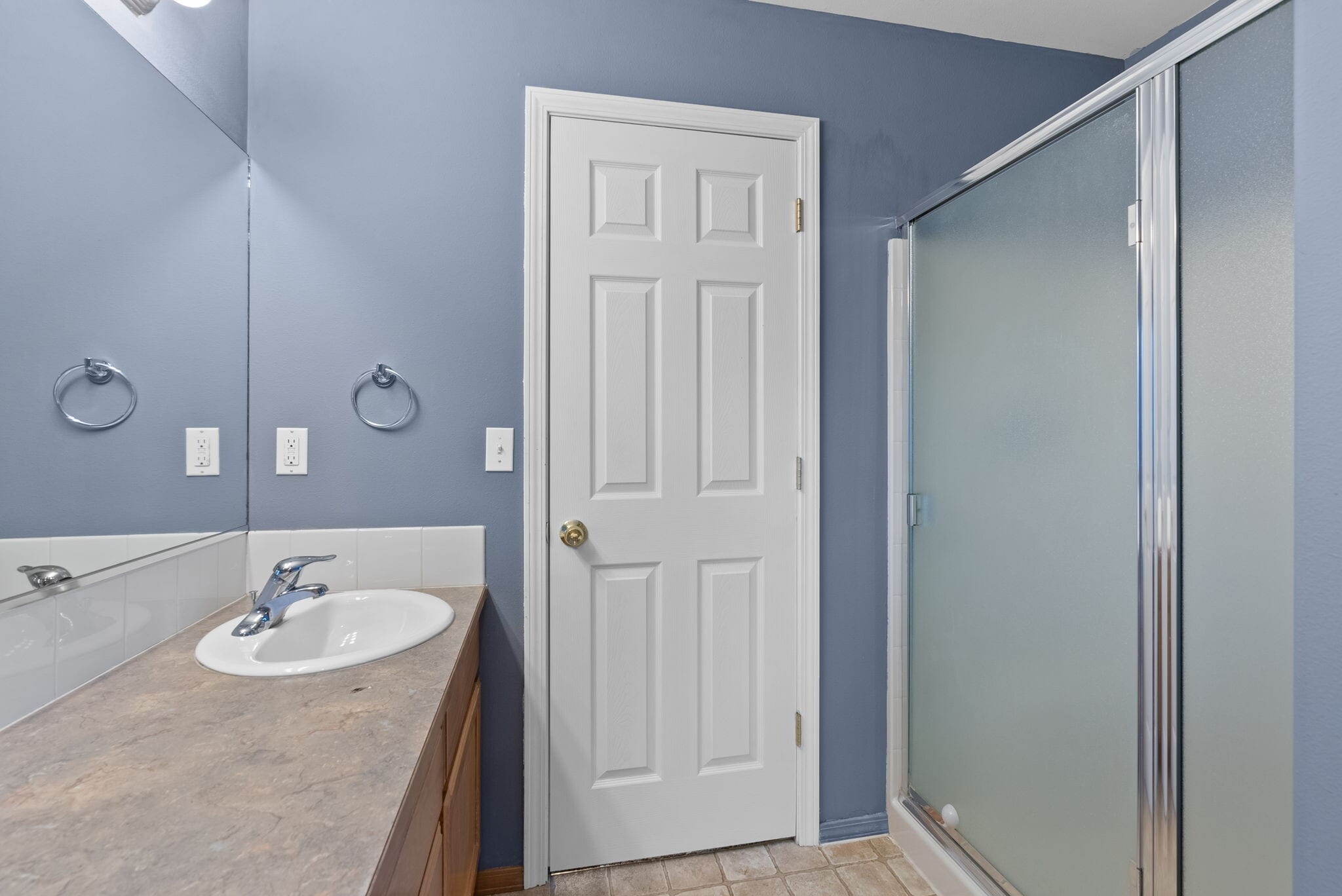 Building Photo - 5957 N Saint Croix Dr