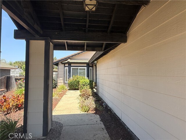 Building Photo - 19530 Chinotto Ln