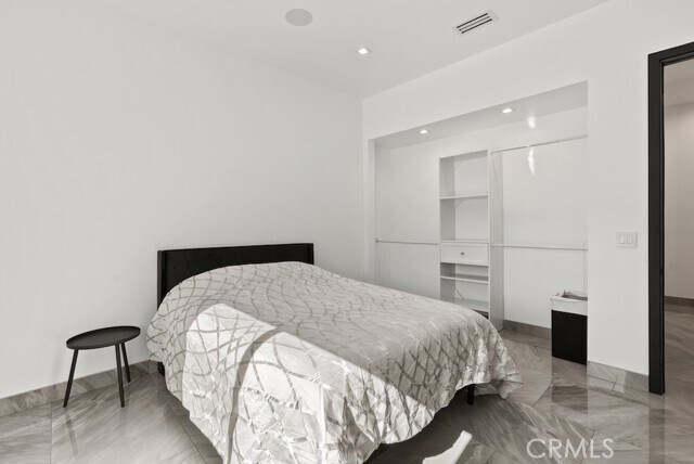 Building Photo - 23143 Leonora Dr