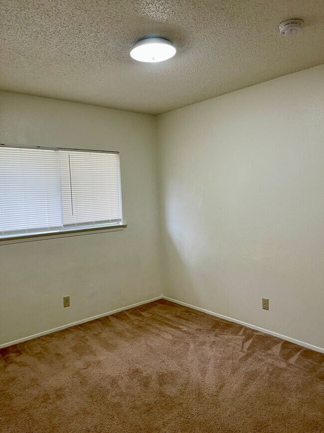 Building Photo - 7310 Sage Oak