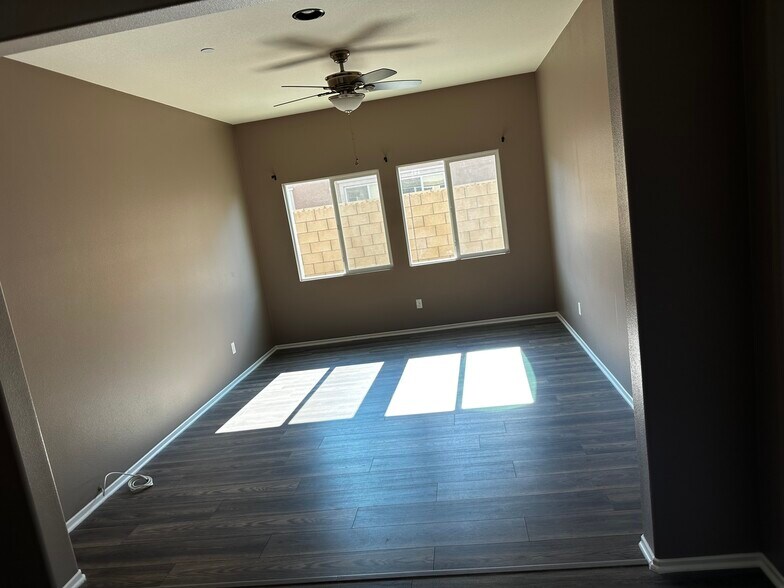 Family room or Office - 83587 Moroccan Dr